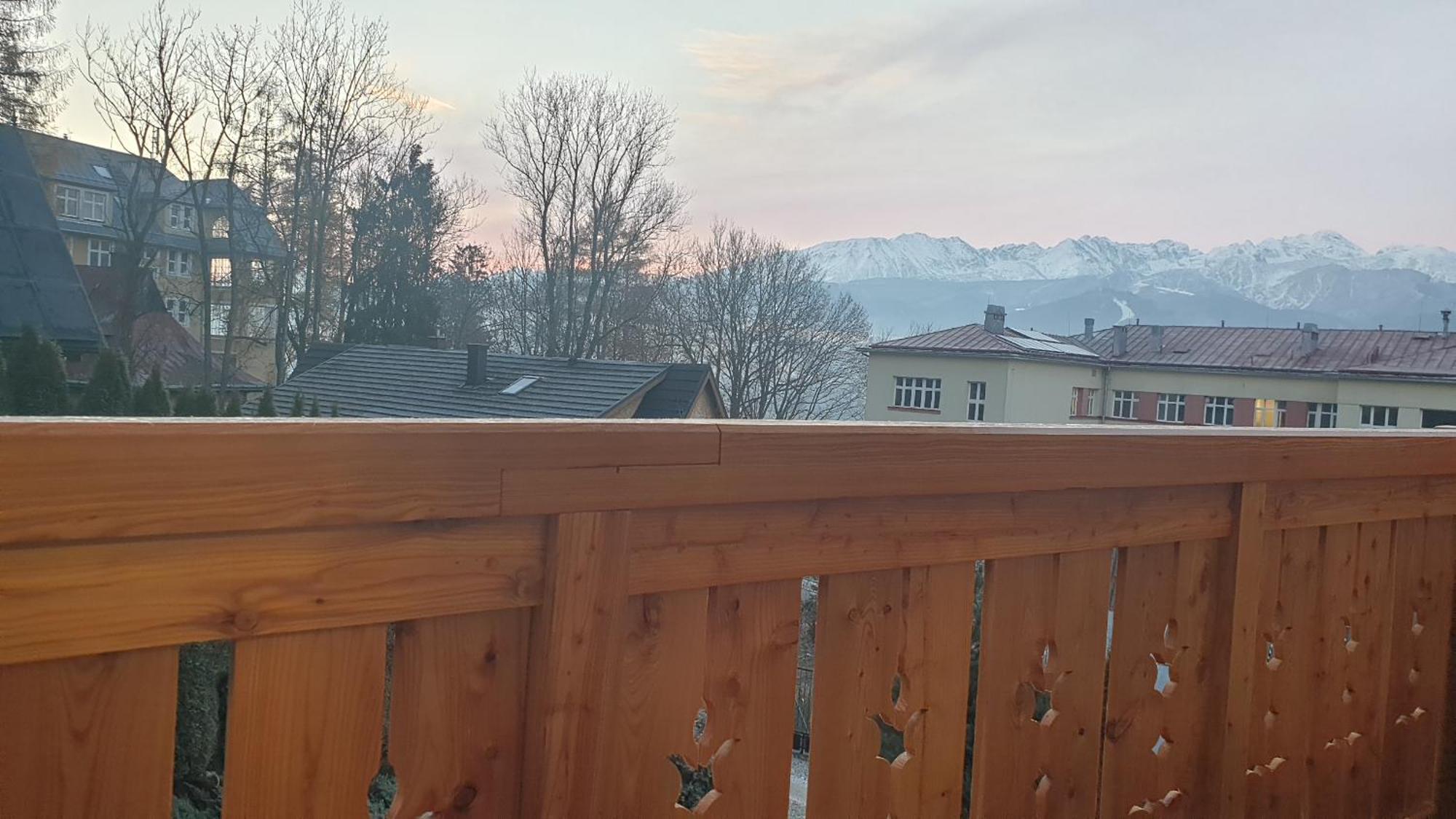 Villa Fortuna - Regionalne Apartamenty & Spa - Sauna, Grill, Jacuzzi Z Widokiem Na Tatry Zakopane Rum bild